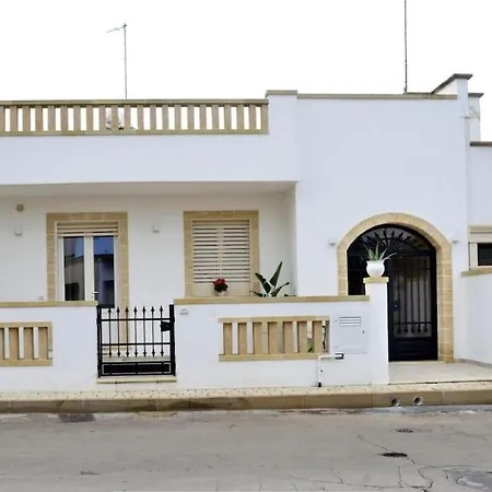 La Fermata Del Bus Ugento