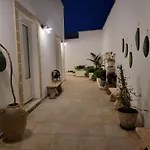 La Fermata Del Bus Apartman Ugento