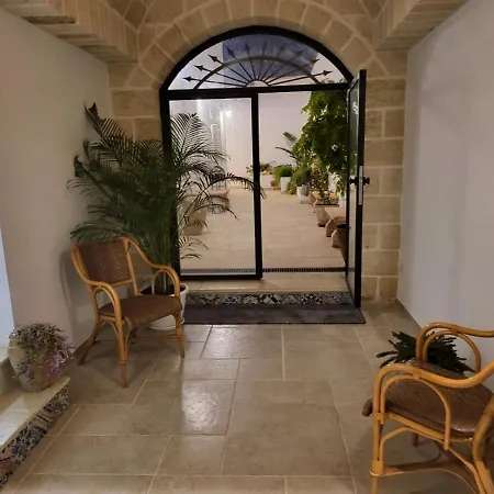 La Fermata Del Bus Apartment Ugento
