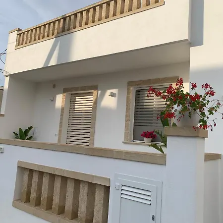 La Fermata Del Bus Apartment *