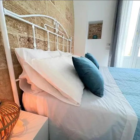 La Fermata Del Bus *