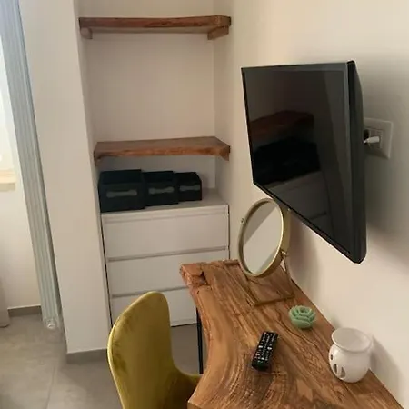 La Fermata Del Bus ウジェント