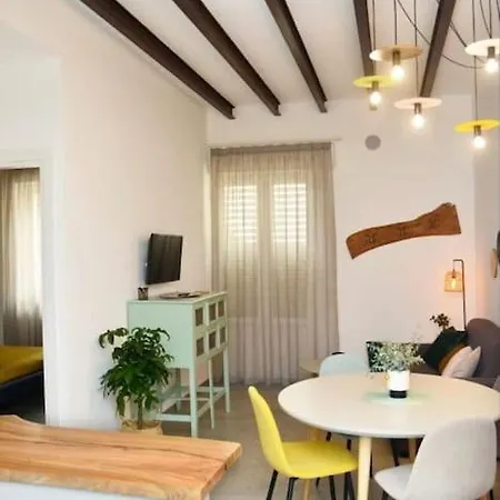 La Fermata Del Bus Apartment Ugento