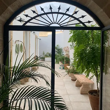 La Fermata Del Bus ウジェント