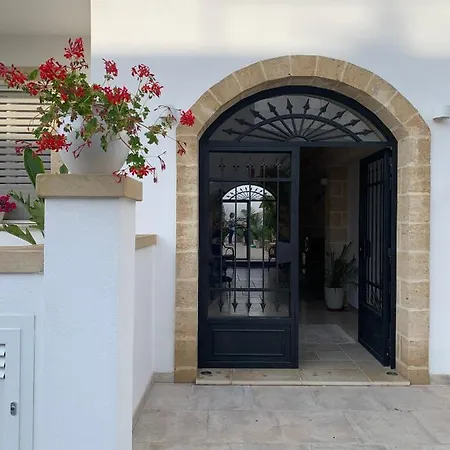 La Fermata Del Bus Apartment